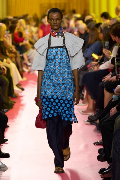 Look 36
